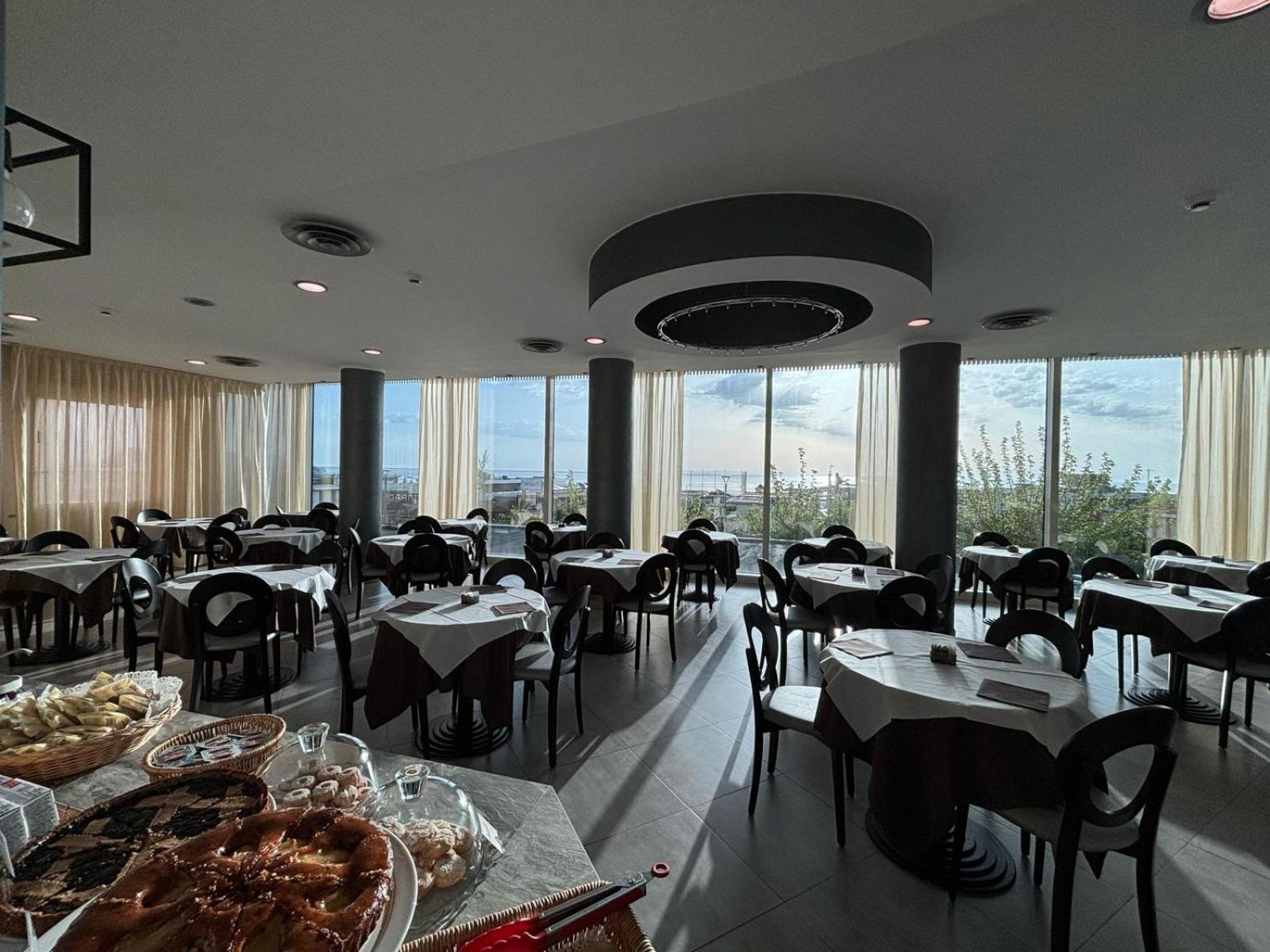 Abahotel Milano Marittima Extérieur photo